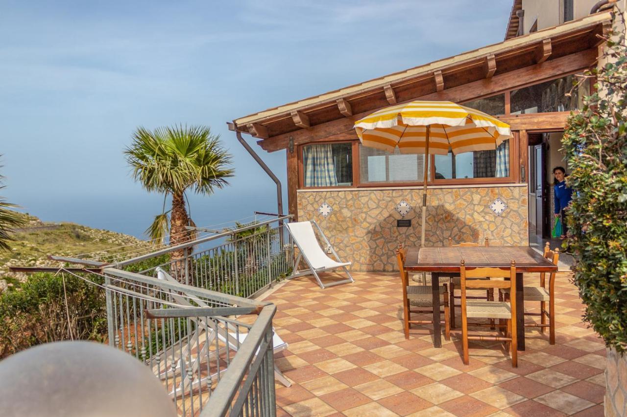 סן ויטו לו קאפו Villa Azzurra Con Vista Sul Mare מראה חיצוני תמונה